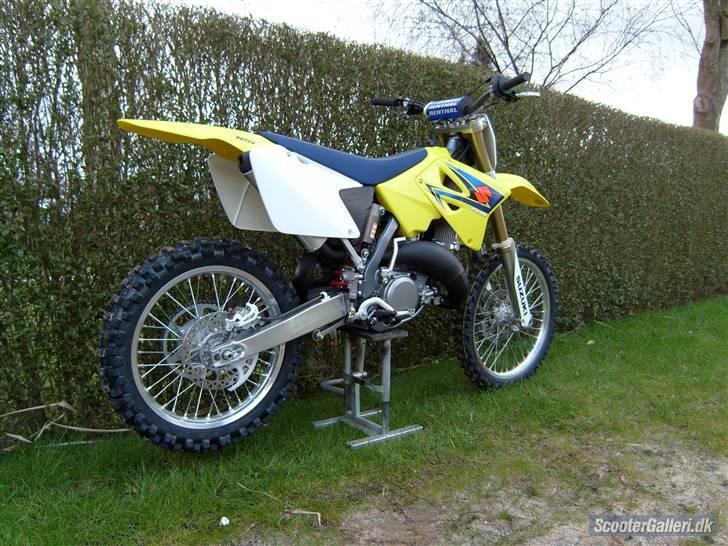 Suzuki RM125 billede 3