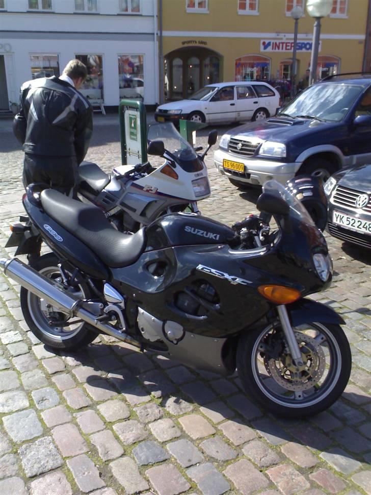 Suzuki GSX600 F billede 8