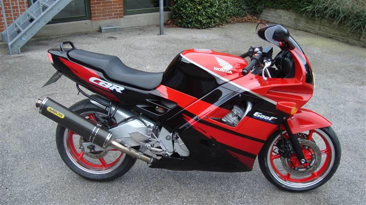 Honda Cbr 600 f  (Solgt) billede 4