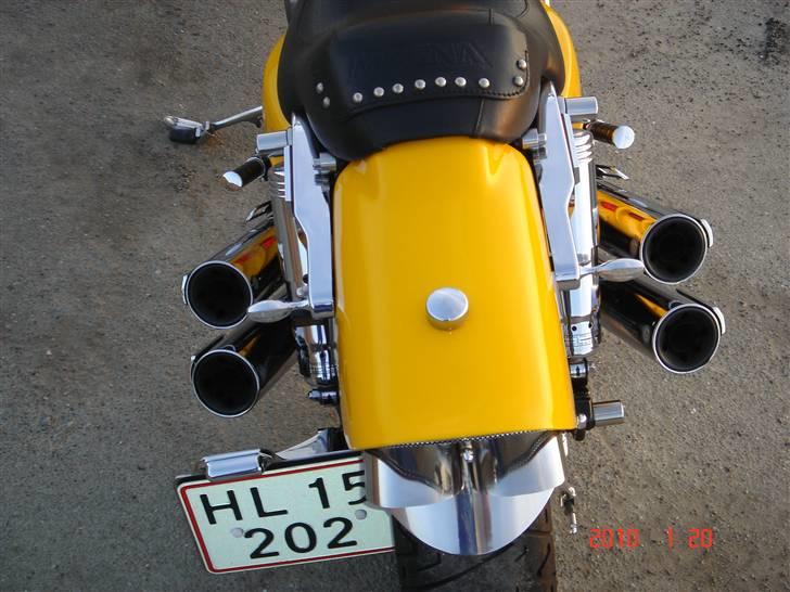 Honda VF 750c Super Magna billede 15