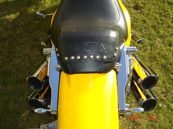 Honda VF 750c Super Magna billede 18