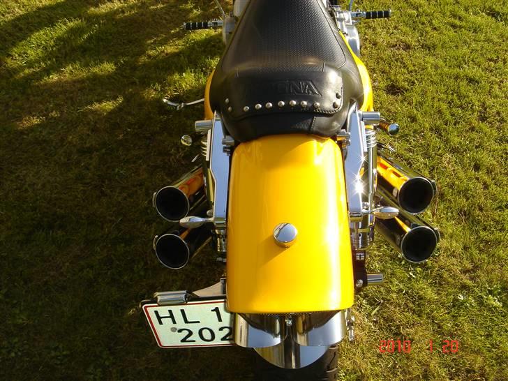 Honda VF 750c Super Magna billede 19