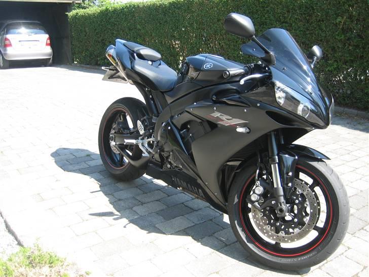 Yamaha YZF R1 ( SOLGT ) billede 3