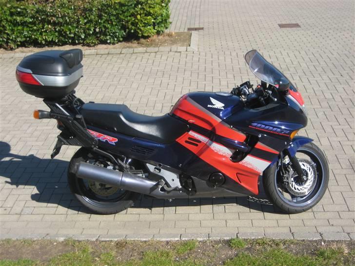 Honda cbr1000 F sc24 dual brake - nice billede 3