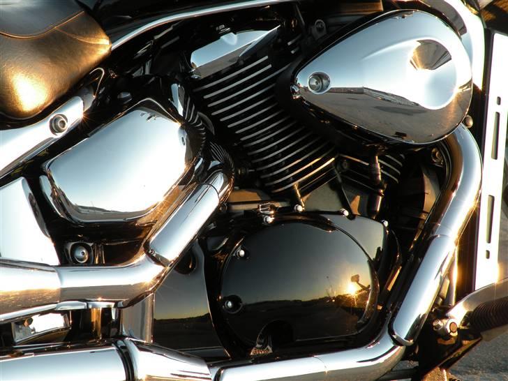 Suzuki M 800 - sort billede 3