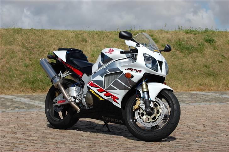 Honda VTR SP-2 (Solgt) billede 2