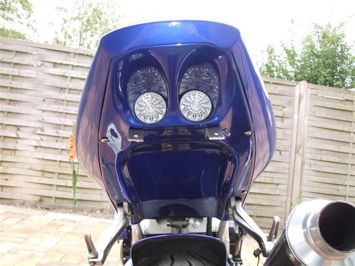 Yamaha YZF R1 billede 7