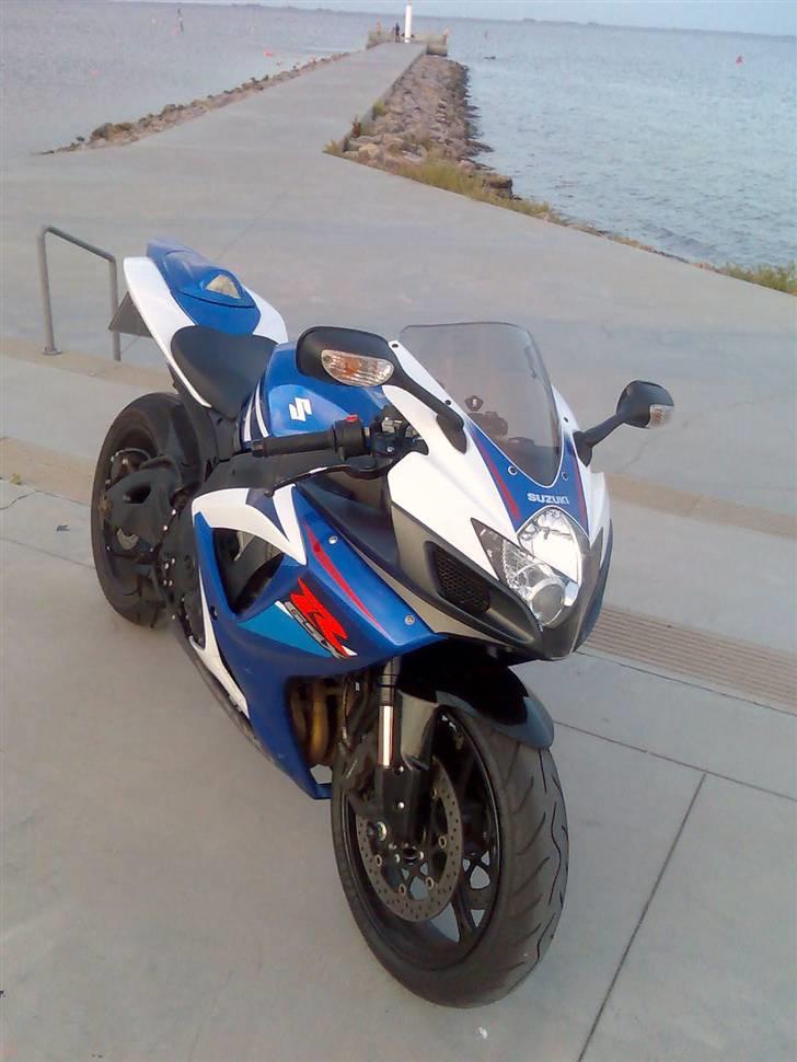 Suzuki GSXR 750 billede 3