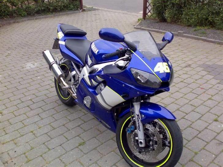Yamaha R6 - så er der sgu kommet 46 på...ggg billede 8