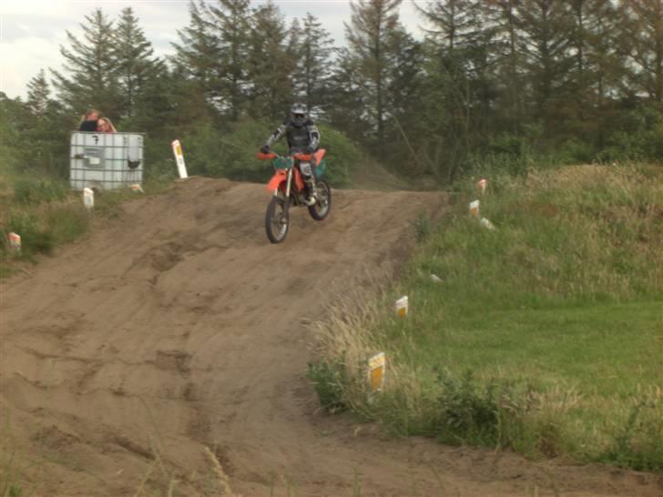 KTM SX 125 - solgt/byttet! - Outrup klubløb, sidste omgang. billede 6