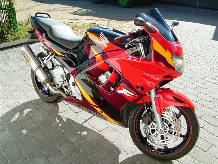 Honda CBR 600 F3 PC31 - 1996 - lækker lækker lækker :P