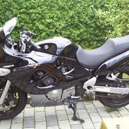 Suzuki Gsx 750 f