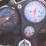 Honda Vtr fire storm solgt