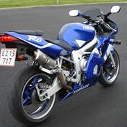 Yamaha yzf r6 (solgt)