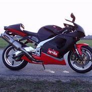 Aprilia RSV 1000 Mille