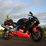 Aprilia RSV 1000 Mille