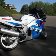 Suzuki GSX-R600 SRAD (SOLGT)