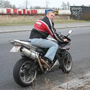 Yamaha yzf R1