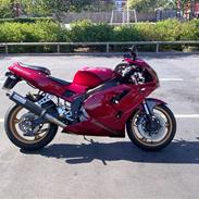 Kawasaki zxr 400