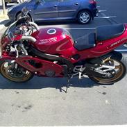 Kawasaki zxr 400