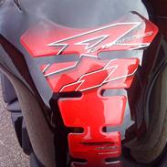Yamaha R6