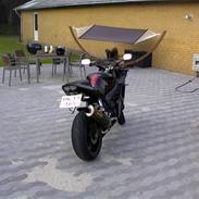 Yamaha R6