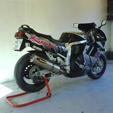 Suzuki GSX-R 1100 ( Solgt )