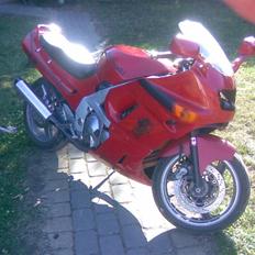 Kawasaki ZZ-R 600