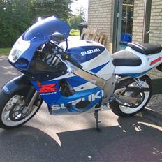 Suzuki GSX-R600 SRAD (SOLGT)