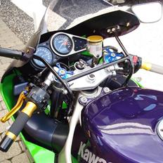 Kawasaki ZX6R