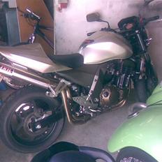 Kawasaki Z750
