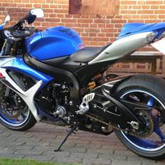 Suzuki GSX-R 600 K7