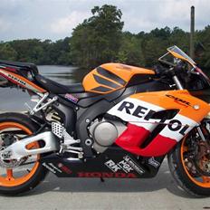 Honda CBR 1000 RR Repsol