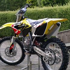 Suzuki RM125k8*solgt*