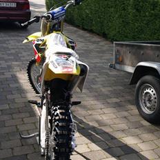 Suzuki RM125k8*solgt*