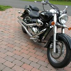 Suzuki C 800