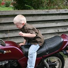 Honda CB 400N  *Solgt*