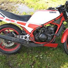 Yamaha rd350 YPVS LC