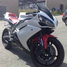 Yamaha yzf R1 >DØD<