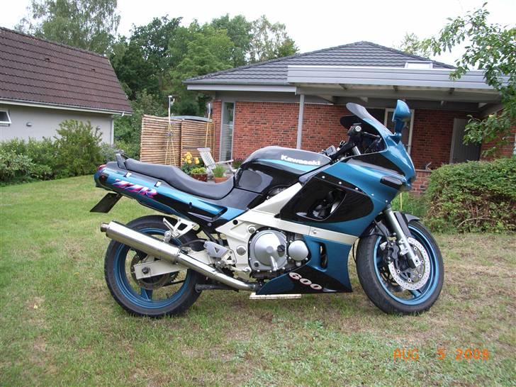 Kawasaki zzr solgt billede 4