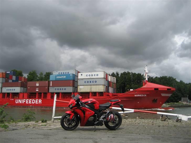 Honda CBR 1000 RR Fireblade billede 3