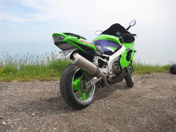 Kawasaki ZX9R billede 13