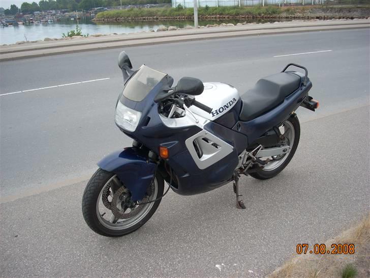 Honda CBR 600 F (SOLGT) billede 2