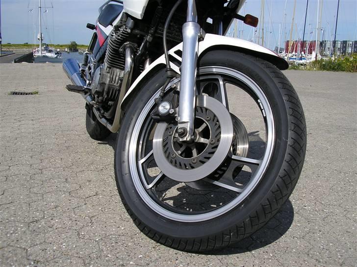 Yamaha XJ750f (Solgt) billede 13