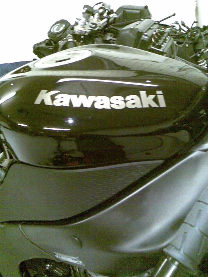 Kawasaki ZX6R billede 3