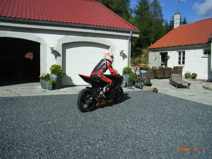 Yamaha YZF R6 (solgt) billede 10