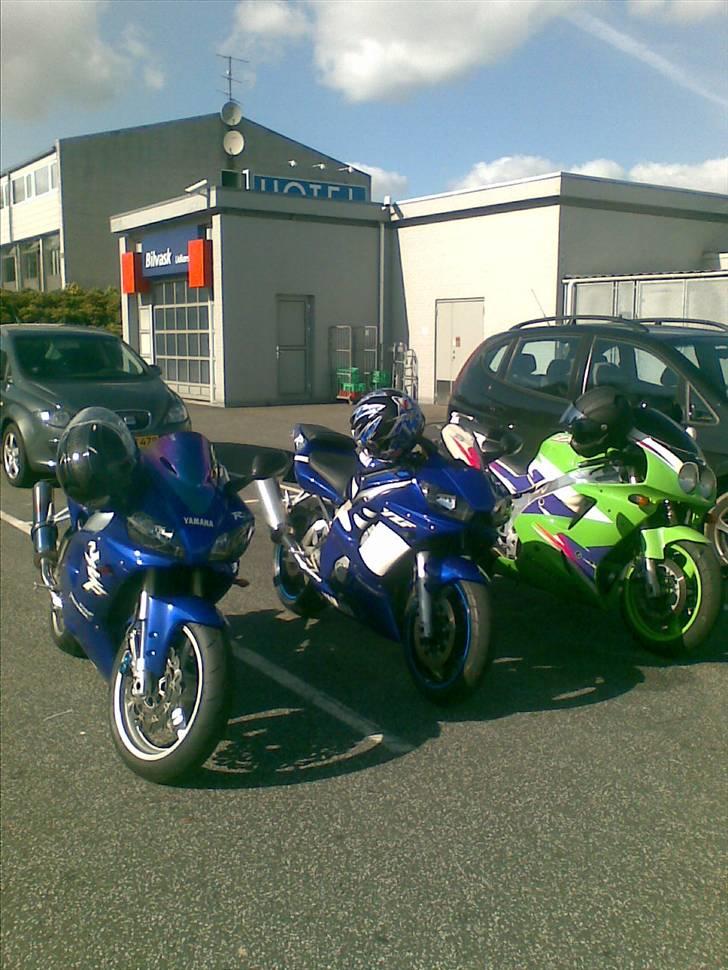 Yamaha R6 solgt - På vej hjem med den.. sammen med brorman og jonas aka,prezz billede 2