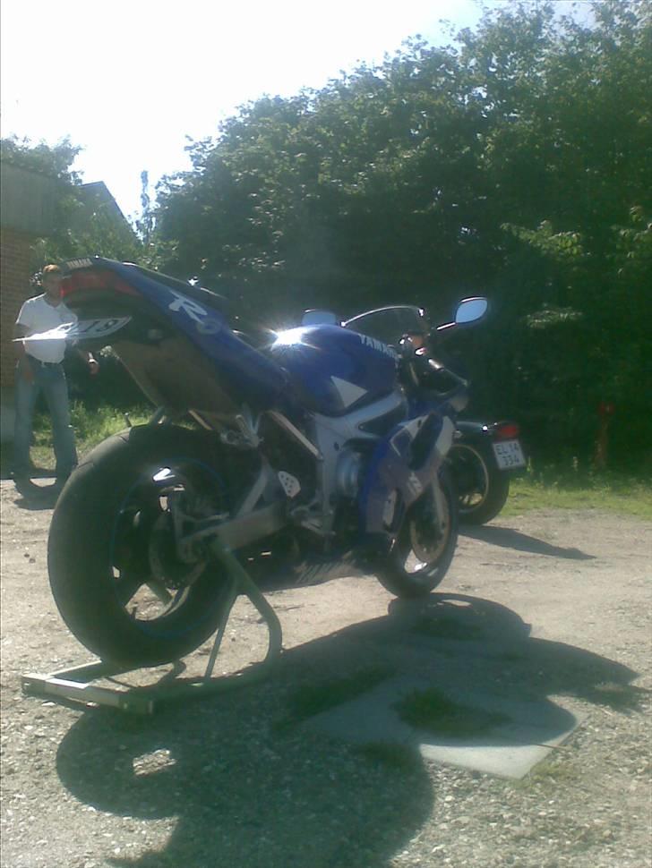 Yamaha R6 solgt billede 8
