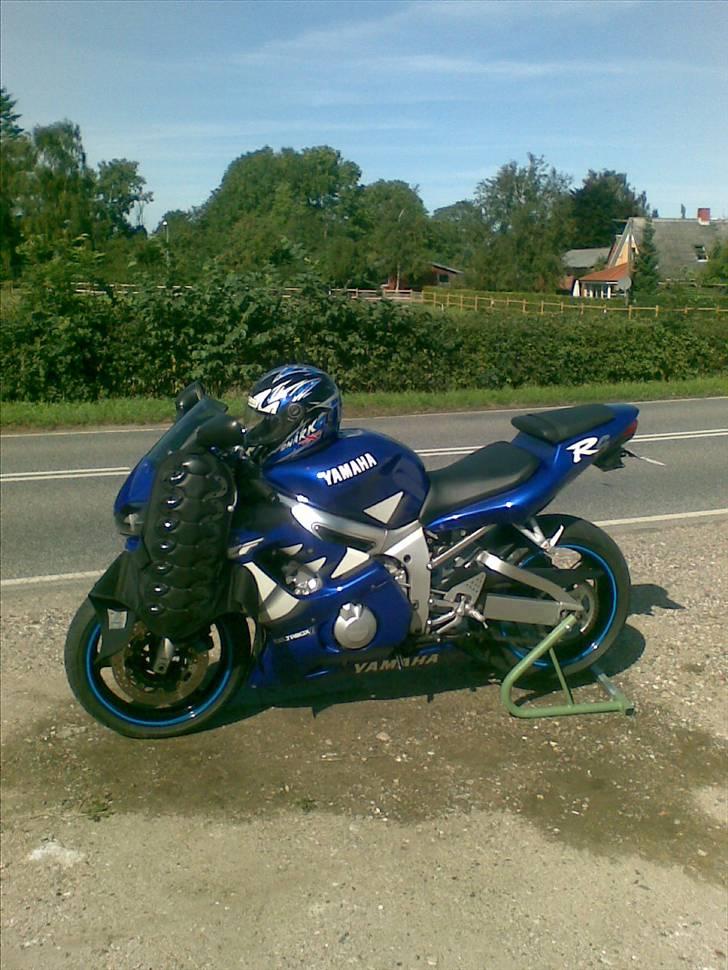 Yamaha R6 solgt billede 9