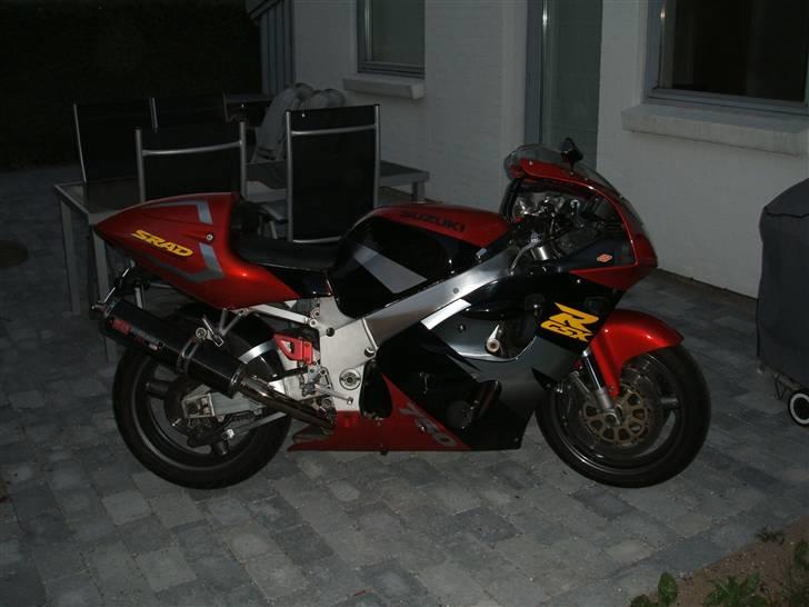 Suzuki gsx-r 750 billede 2